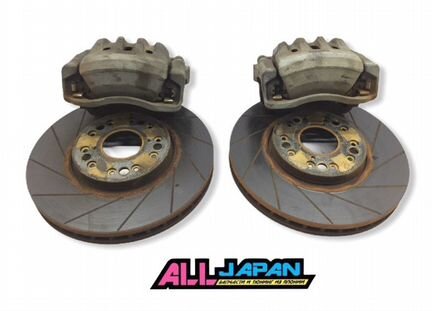 Тормозные суппорта переднее Toyota Altezza SXE10