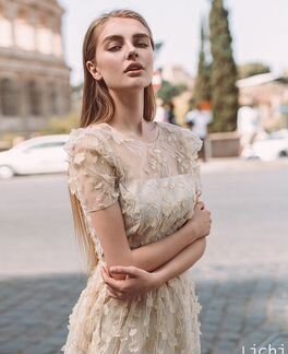 Нежнейшее платье Lichi brand