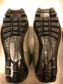 Ботинки для беговых лыж 35 р