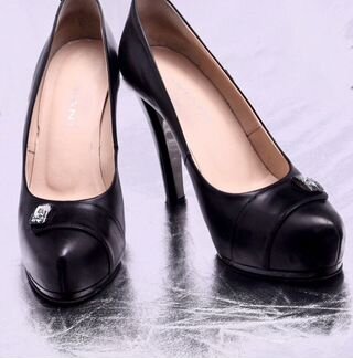 Чёрные туфли Fabiani