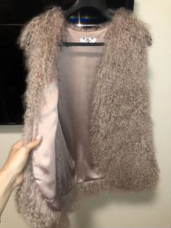 Новая жилетка из натуральной ламы