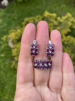 Серебряный комплект с рубинами