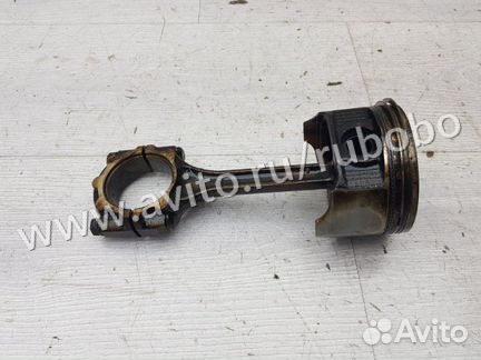 Поршень с шатуном Mitsubishi Galant 9 4G69 2005