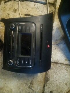 На киа церато с 13г магнитола штатная (встроеная)