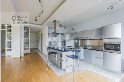 4-к квартира, 171 м², 4/7 эт.