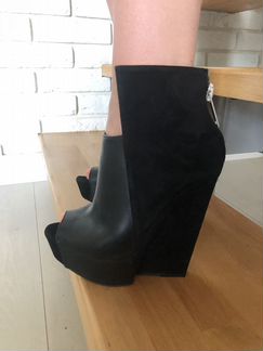 Туфли на танкетке оригинал новые