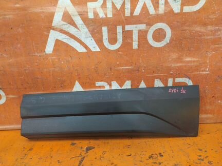Молдинг двери задний левый Audi Q3 1 8U 2011-2014