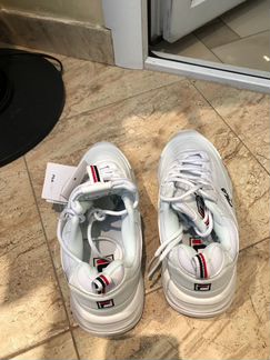 Кроссовки новые fila