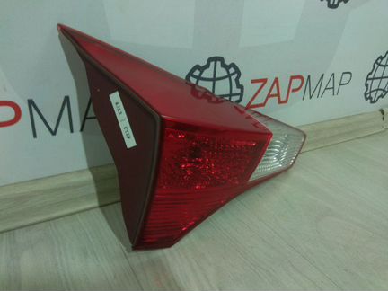 Фонарь левый внутренний Toyota RAV 4 XA40