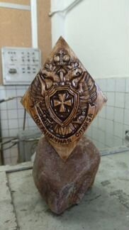Пограничный герб с подставкой