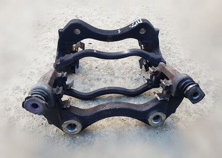 Скоба суппорта Форд Транзит 2.2 TDCi