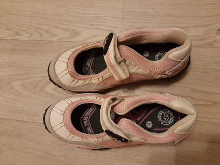 Туфли.кожа.текстиль. новые 35 размер.Котофей