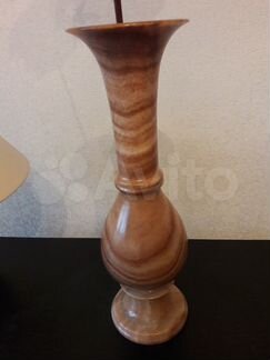 Ваза из оникса