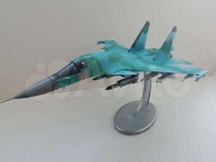Модель самолёта Су-34