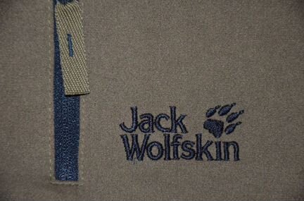 Куртка/ветровка/олимпийка Jack Wolfskin 150-155см