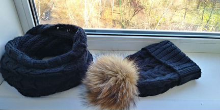 Вязаная шапка с помпоном, снуд, шарф. Меринос