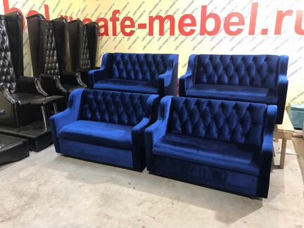 Диван с подлокотниками