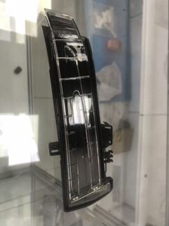 Поворотники на зеркала мерседес w 221