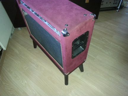 Гитарный ламповый комбик torque tth 100. 2x12