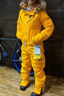 Женский сноубордический комбинезон burton