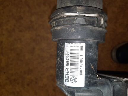 Продам радиаторы на фольксваген тоуран