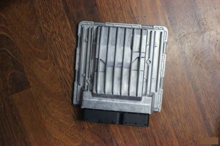 Блок управления двигателем Bmw