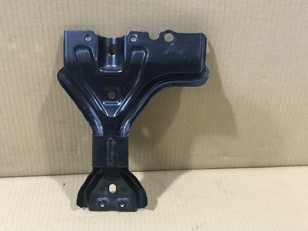 Кронштейн передней панели Volkswagen Tiguan 5N