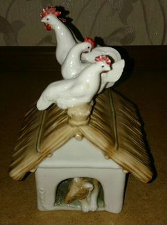 Шкатулка. Будка с собакой и курами. СССР. Дулёво