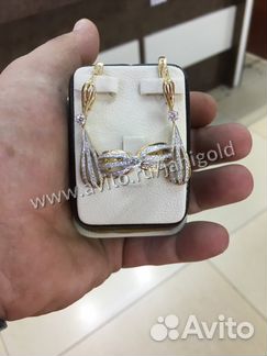 Золотой комплект с бриллиантами