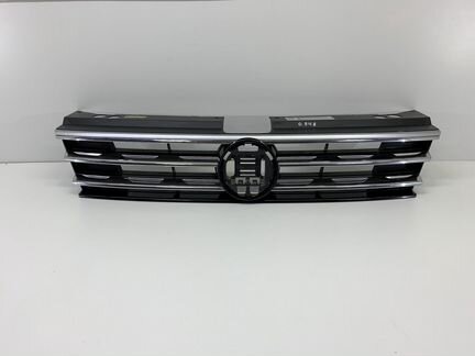 Решетка радиатора Volkswagen Tiguan 2 2016 н.в