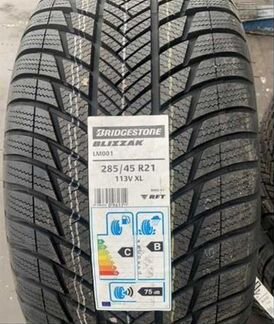 Зимние шины бриджстоун 285/45/21 новые япония