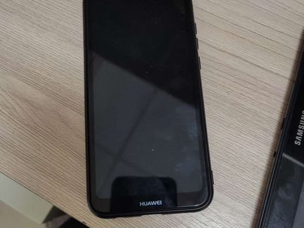 Телефон Huawei p20 lite