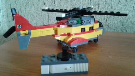 Lego вертолет