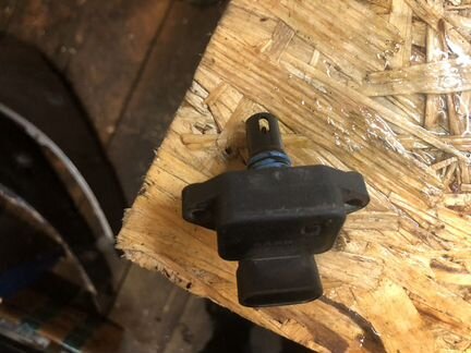 Датчик температуры впускного воздуха Сааб 9-5