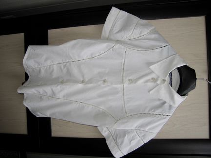 Восемь школь блузок новые или в идеальном сост-ии