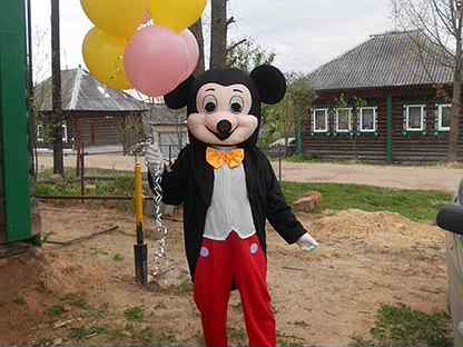 Ростовая кукла взять в аренду. Ростовая кукла зайка белая. Ростовая кукла взять в аренду. Костюм медведя ростовая кукла. Ростовая кукла взять в аренду.