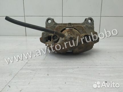 Суппорт передний правый 1K0615124E VW Passat (B6)