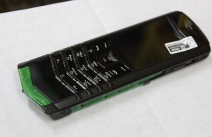 Vertu Signature S Green Alligator