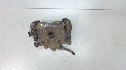 Суппорт правый передний Suzuki Liana, 2003