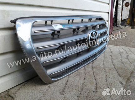 Тойота Лэнд Крузер 200 Решетка радиатора