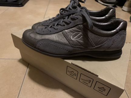 Кроссовки ecco