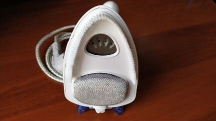 Утюг дорожный