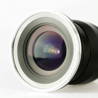 Zeiss 21mm f/2.8 T* ZE Distagon