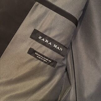 Костюм Zara Man, рубашка в подарок