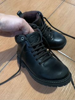 Ботинки натуральная кожа 29 р zara