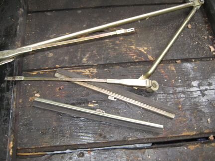 Трапеция стеклоочистителя на Газ 69 новая