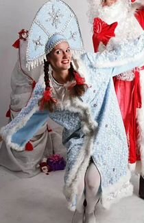 Костюмы Деда Мороза и Снегурочки