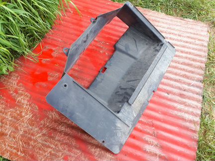 Бмв 3 Е30 дефлектор радиатора охлаждения