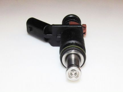 Форсунки Mercedes A2720780123 б/у 6 шт