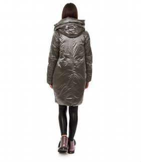 Пальто,пуховик серого цвета